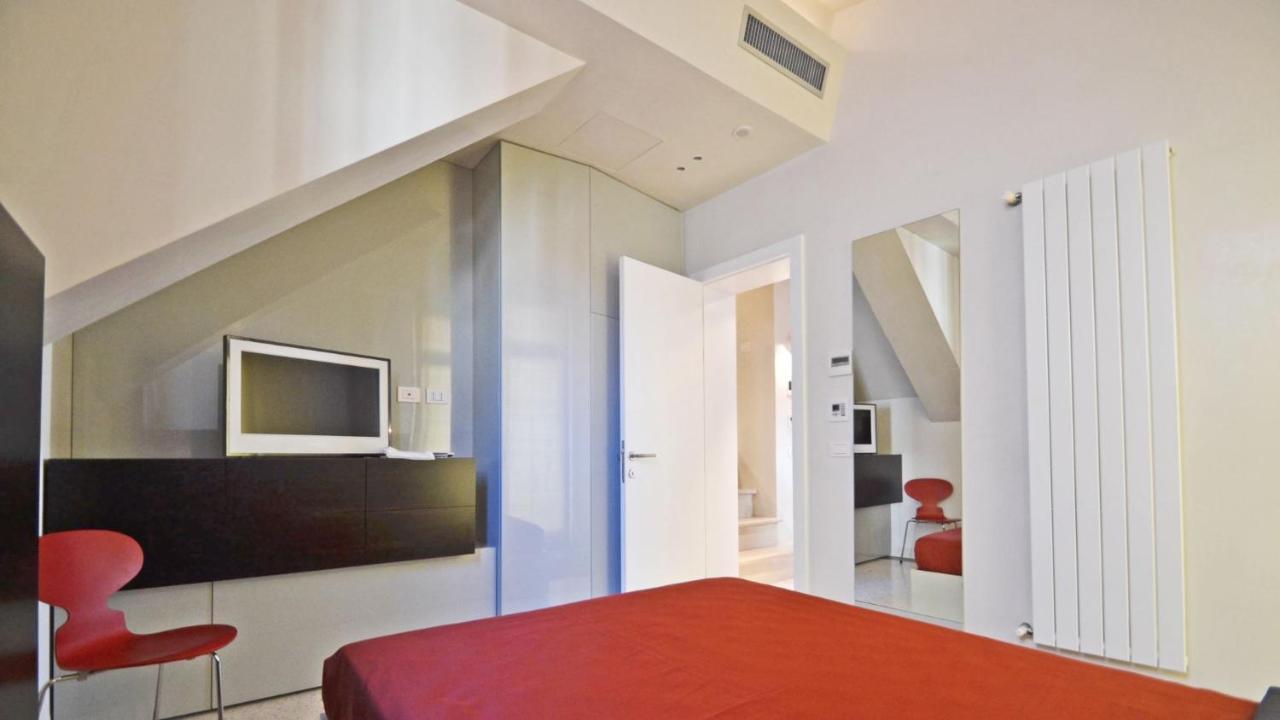 Ai Bareteri Luxury Canal View Βενετία Εξωτερικό φωτογραφία